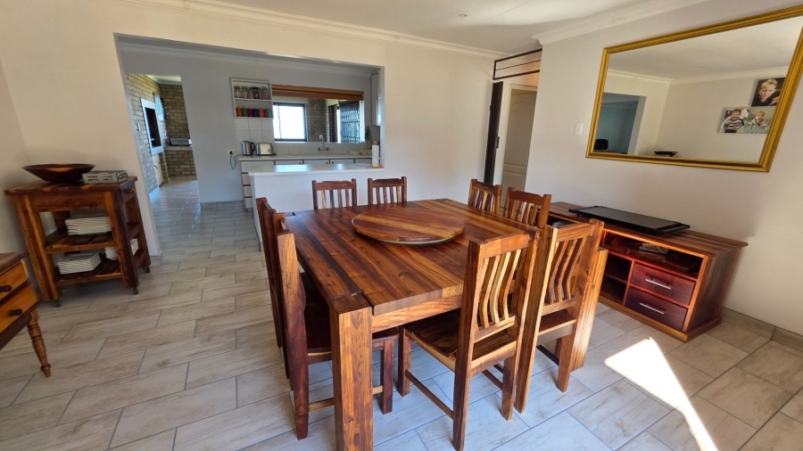 3 Bedroom Property for Sale in Dana Bay Western Cape